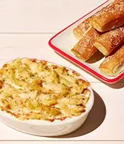 Oven-Baked Cheesy Alfredo Pasta